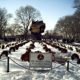 Wreaths Across America