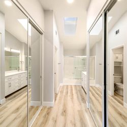 Unique Kitchen & Baths