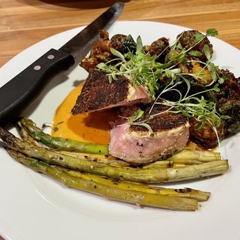 1917 Restaurant - Blackened tuna - American Near Me - San Antonio, Texas