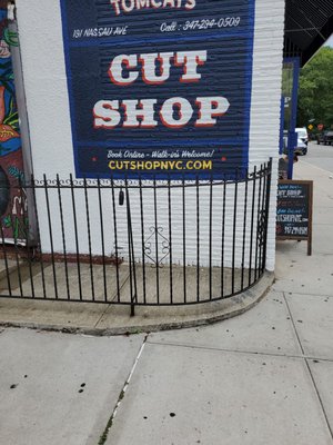 Cut Shop by null