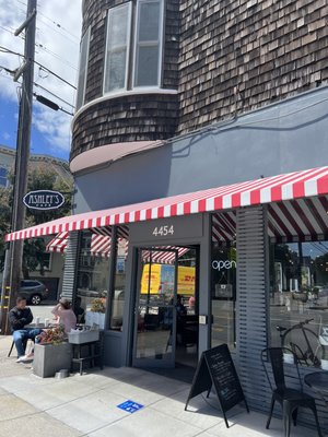 Ashley's Cafe by null