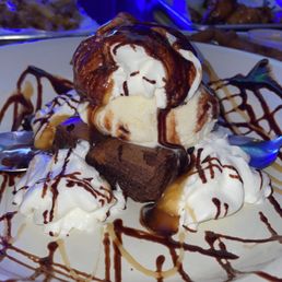 Cheesecake Brownie Sundae Cheesecake Brownie Sundae