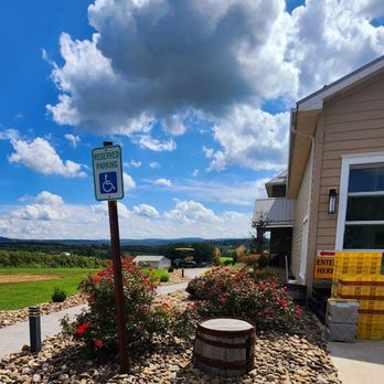 Spyglass Ridge Winery - Entrance - Wineries Near Me - Sunbury, Pennsylvania Spyglass Ridge Winery - Entrance - Wineries Near Me - Sunbury, Pennsylvania