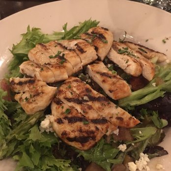 State 48 Tavern - Grilled salad with pears and blue cheese topped with grilled chicken breast - Sports Bars Near Me - Page, Arizona State 48 Tavern - Grilled salad with pears and blue cheese topped with grilled chicken breast - Sports Bars Near Me - Page, Arizona