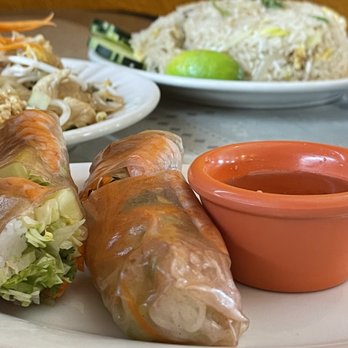 Thai Cuisine II - Spring rolls. Little filling, no flavor. - Thai Near Me - Albuquerque, New Mexico