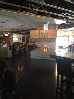 Brick House Tavern + Tap by null