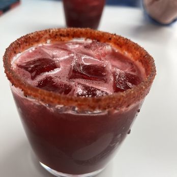 Mariscos El Submarino - Hibiscus margarita - Seafood Near Me - Jackson Heights, New York