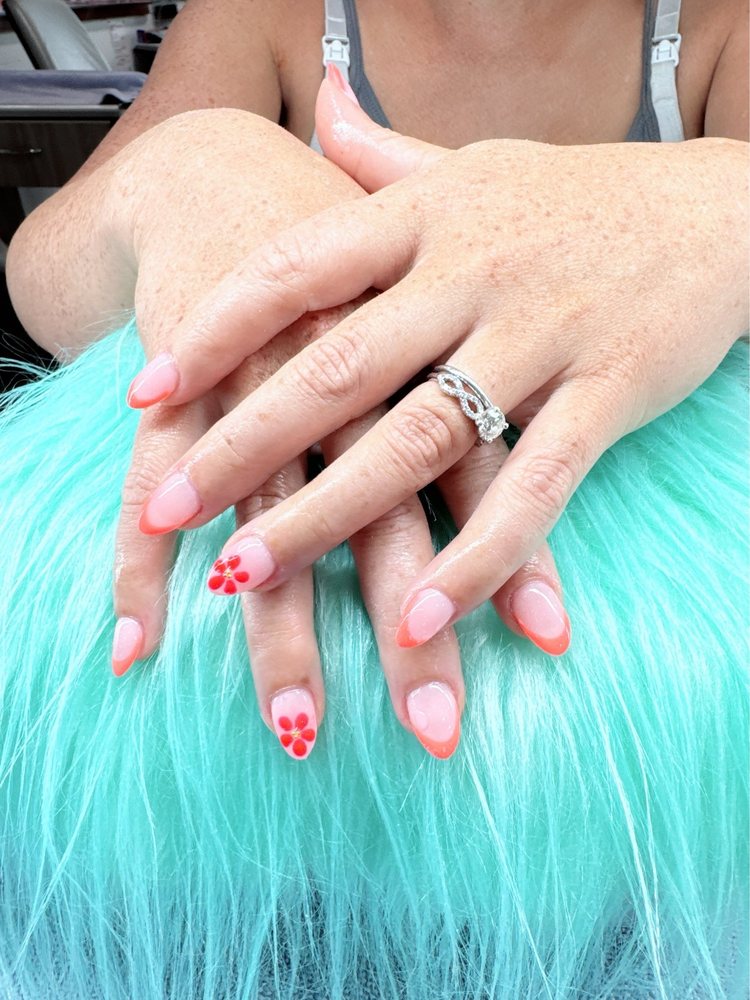 3rd Street Nail & Spa Logo