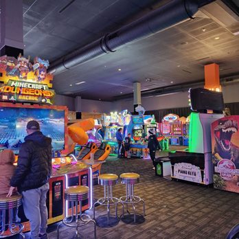 Dave & Buster's Wauwatosa - Arcades Near Me - Wauwatosa, Wisconsin Dave & Buster's Wauwatosa - Arcades Near Me - Wauwatosa, Wisconsin