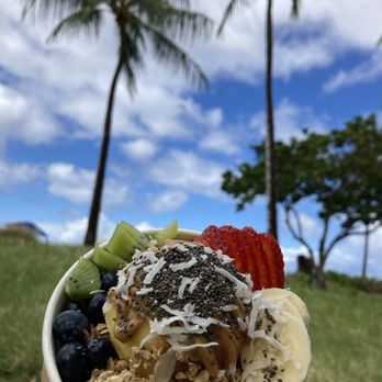 Maui Fruit Ninja - Açai fruit bowl - Acai Bowls Near Me - Lahaina, Hawaii