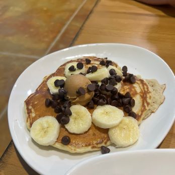 G3B Cafe & Market - Pancake with bananas, peanut butter, and chocolate chips - Breakfast & Brunch Near Me - Seneca, South Carolina G3B Cafe & Market - Pancake with bananas, peanut butter, and chocolate chips - Breakfast & Brunch Near Me - Seneca, South Carolina