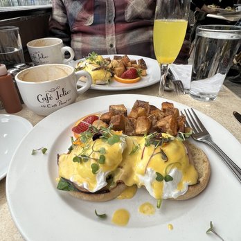 Cafe Jolie - Eggs Benedict, Cafe Lattes! - Breakfast & Brunch Near Me - Alameda, California