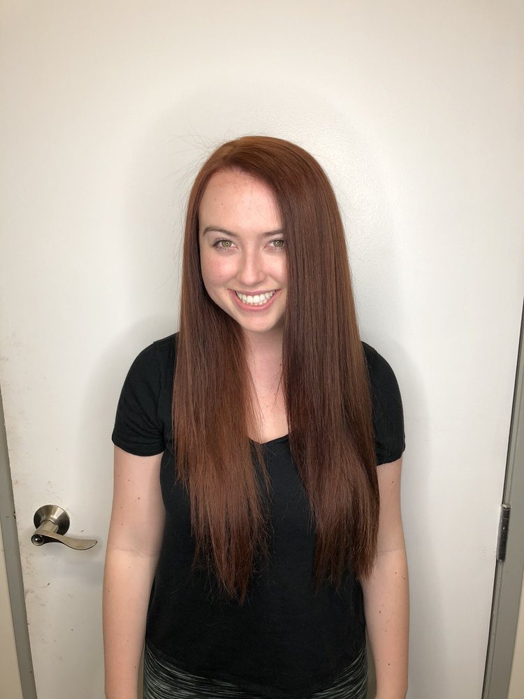 Hair by Holly Varela Logo