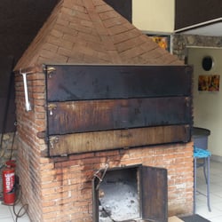 La Antequera - Un horno lleno, cocinando esperando a los clientes....