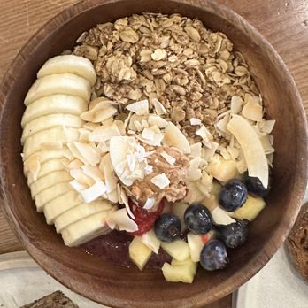 gecko coffeehouse - Açaí bowl. - Coffee & Tea Near Me - London, XGL
