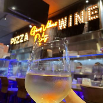 Anne Marie's Pizza & Wine - Mango moscato - Wine Bars Near Me - Pompano Beach, Florida Anne Marie's Pizza & Wine - Mango moscato - Wine Bars Near Me - Pompano Beach, Florida