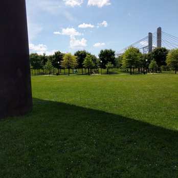 Big Four Lawn - Parks Near Me - Louisville, Kentucky Big Four Lawn - Parks Near Me - Louisville, Kentucky