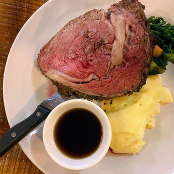 North Country Kitchen and Bar - Prime Rib and cheddar mash!!! - Southern Near Me - Suttons Bay, Michigan