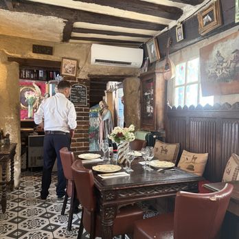 Au Vieux Paris d'Arcole - French Near Me - Paris, 75 Au Vieux Paris d'Arcole - French Near Me - Paris, 75