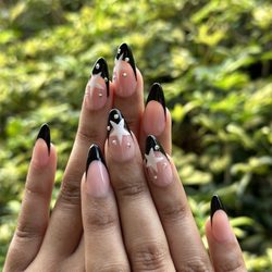 Absolute Nails Salon