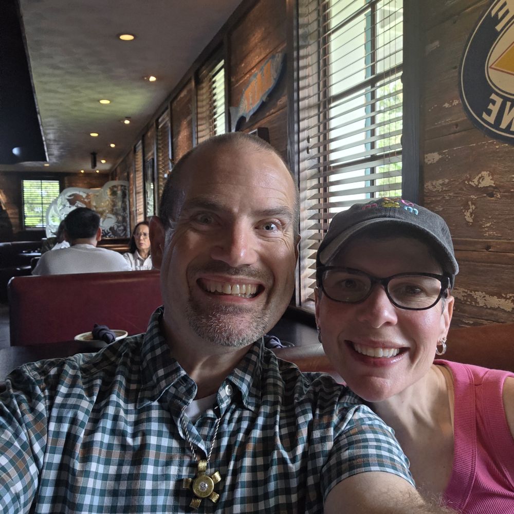 Babin's Seafood House - Seafood Near Me - Shenandoah, Texas