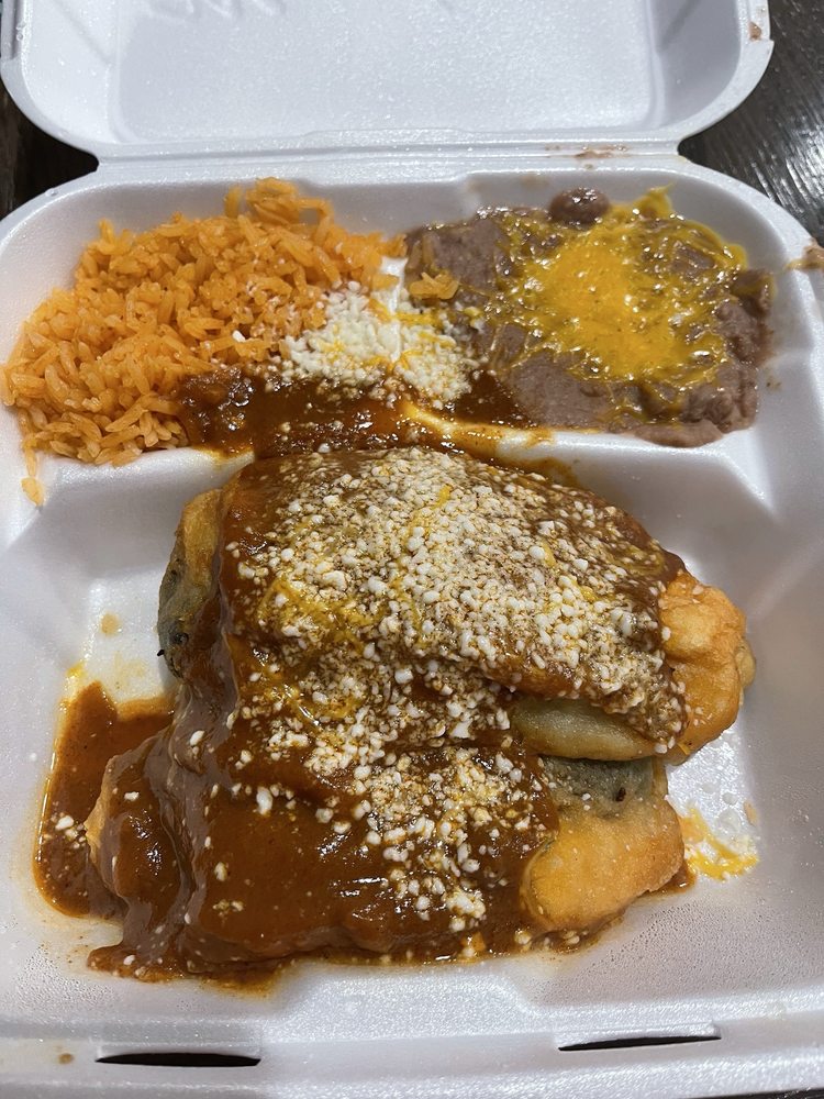 Fausto’s Mexican Grill - Photo 3