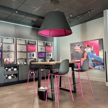T-Mobile - Mobile Phones Near Me - Austin, Texas