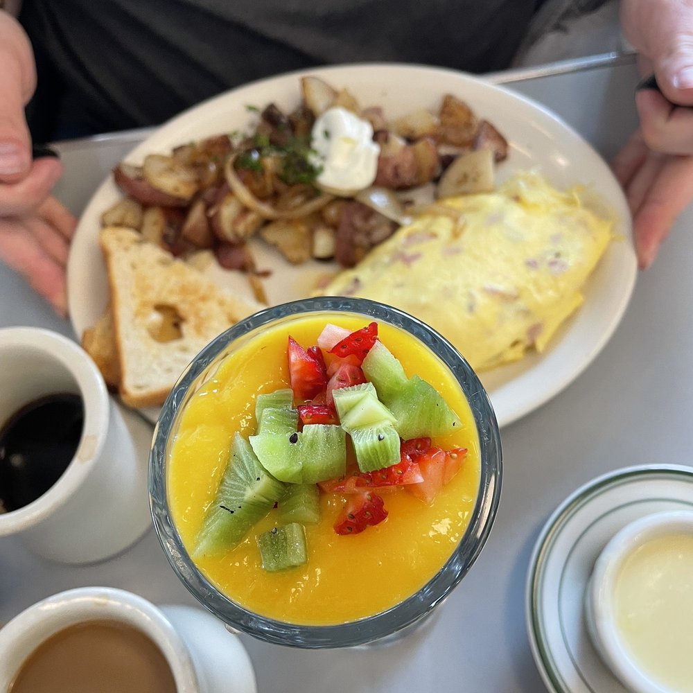 Oceanview Diner - Mixed Ham and Cheese omelette, (side of California sauce to go on top of omelette) chia pudding - Sandwiches Near Me - Berkeley, California Oceanview Diner - Mixed Ham and Cheese omelette, (side of California sauce to go on top of omelette) chia pudding - Sandwiches Near Me - Berkeley, California