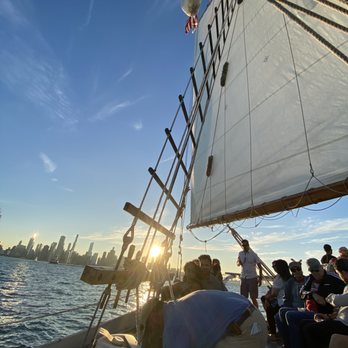 Tall Ship Windy - Boating Near Me - Chicago, Illinois