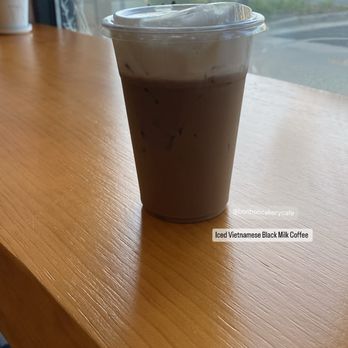 Bon Bon's Cakery and Cafe - Iced Cafe Sua Da - Cafes Near Me - Fairfax, Virginia