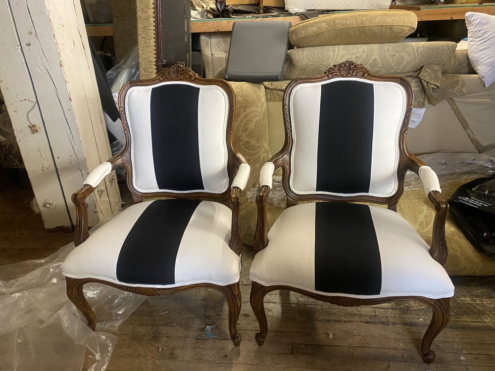 J & T Upholstery - upholstery in Milwaukee, WI