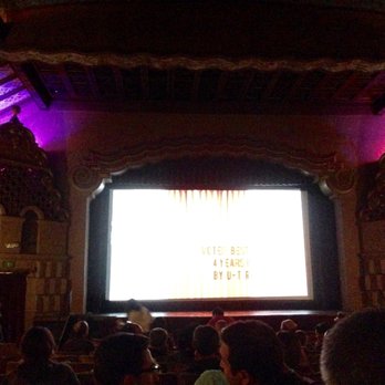 La Paloma Theatre - I promise I turned off my phone before the actual film started! - Cinema Near Me - Encinitas, California La Paloma Theatre - I promise I turned off my phone before the actual film started! - Cinema Near Me - Encinitas, California