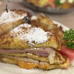 Peg's Glorified Ham N Eggs