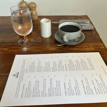 Sonoma Valley Farmhouse  - Nice cozy breakfast place - American Near Me - Sonoma, California