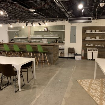 Create Kitchen & Bar - Cooking Schools Near Me - Aurora, Colorado