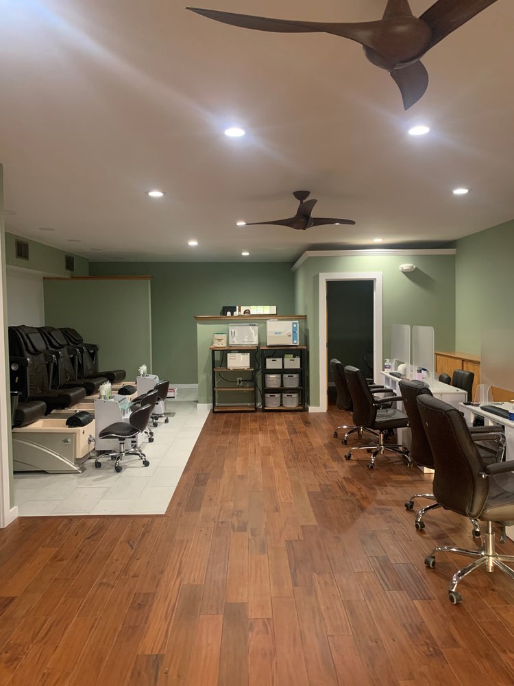 SERENITY NAILS PLUS BEAUTY Updated May 2024 87 S Main St, Newtown