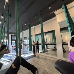 AIR Aerial Fitness - Winnetka