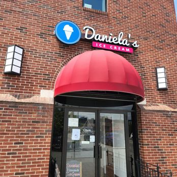 Daniela's Ice Cream - Storefront - Ice Cream & Frozen Yogurt Near Me - Closter, New Jersey