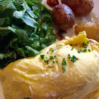 El Dorado Kitchen - Cheese and ham omelette- delicious and not too cheesy. - New American Near Me - Sonoma, California El Dorado Kitchen - Cheese and ham omelette- delicious and not too cheesy. - New American Near Me - Sonoma, California