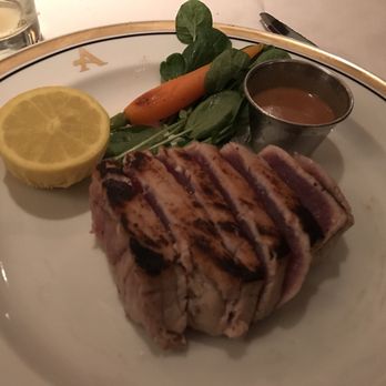 Arroyo Chop House - Ahi tuna which was seared perfectly! - Steakhouses Near Me - Pasadena, California