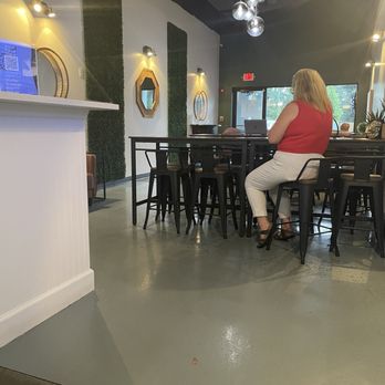 Latte Vino - Wine Bars Near Me - Lutz, Florida Latte Vino - Wine Bars Near Me - Lutz, Florida