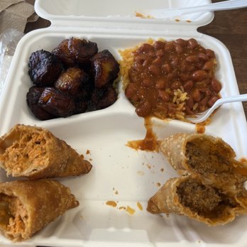 Island Empanada - Merrick - Any 2 Empanadas with Rice and 16 oz. Fountain Drink Lunch Special - Latin American Near Me - Merrick, New York