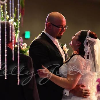 Cynthia's Flower Connection - My daughter's wedding, Mother of the Bride. - Florists Near Me - El Centro, California Cynthia's Flower Connection - My daughter's wedding, Mother of the Bride. - Florists Near Me - El Centro, California