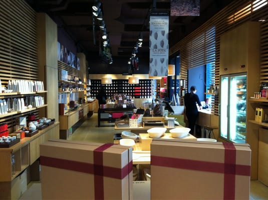 CACAO SAMPAKA | Madrid, Salesas by null