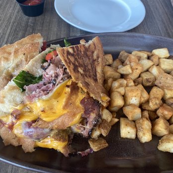 Bistro Cafe - Breakfast & Brunch Near Me - Miami, Florida Bistro Cafe - Breakfast & Brunch Near Me - Miami, Florida