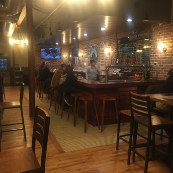 Shakopee Brewhall - The bar area - Breweries Near Me - Shakopee, Minnesota