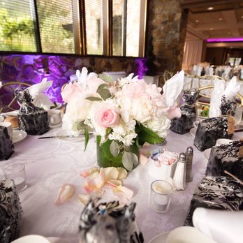 Jack & Rose - Simple centerpieces with rose petals on the table - Florists Near Me - Syosset, New York Jack & Rose - Simple centerpieces with rose petals on the table - Florists Near Me - Syosset, New York