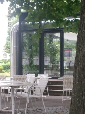Café-Restaurant Resselpark by null