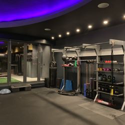Lucas James Celebrity Personal Trainer - Scottsdale Luxury Gym with Private 1-on-1 personal training - Lucas James | Celebrity Personal Trainer