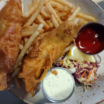 Holoholo Grill - $28 fish and chips - Hawaiian Near Me - Koloa, Hawaii